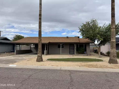3826 W Flynn Ln, Phoenix, AZ 85019