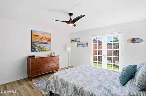 Bedroom - 1015 E Becker Ln, Phoenix, AZ 85020 photo 1 of 3