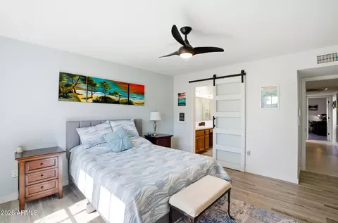 Bedroom - 1015 E Becker Ln, Phoenix, AZ 85020 photo 2 of 3