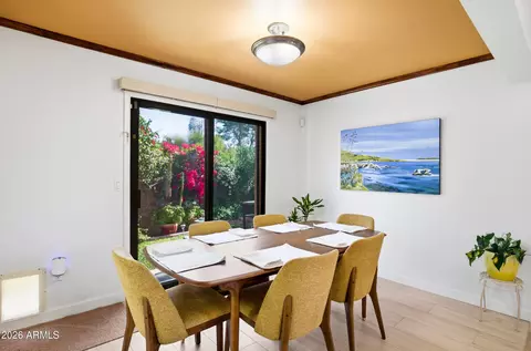 Dining - 1015 E Becker Ln, Phoenix, AZ 85020 photo 1 of 2