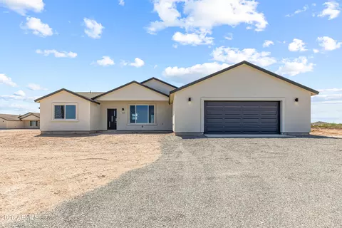 1632 N 431st Ave, Tonopah, AZ 85354