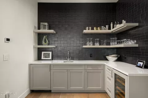 Kitchen - 5903 E Lafayette Blvd, Phoenix, AZ 85018 photo 1 of 5
