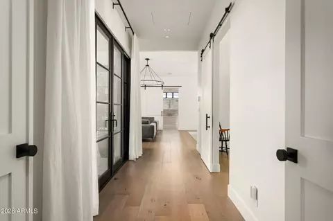Entry Way - 5903 E Lafayette Blvd, Phoenix, AZ 85018 photo 2 of 3