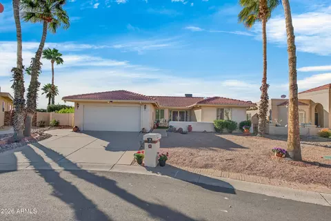 10723 E Navajo Pl, Sun Lakes, AZ 85248