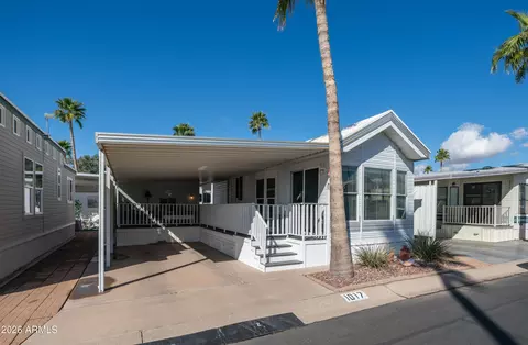 1017 Prospector Dr, Apache Junction, AZ 85119 photo 2