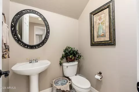 Bath - 4107 E Pullman Rd, Cave Creek, AZ 85331 photo 1 of 5