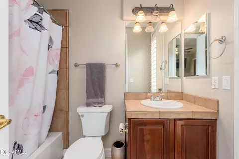Bath - 4107 E Pullman Rd, Cave Creek, AZ 85331 photo 5 of 5