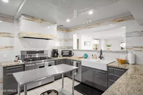Kitchen - 3812 E Coronado Rd, Phoenix, AZ 85008 photo 1 of 6