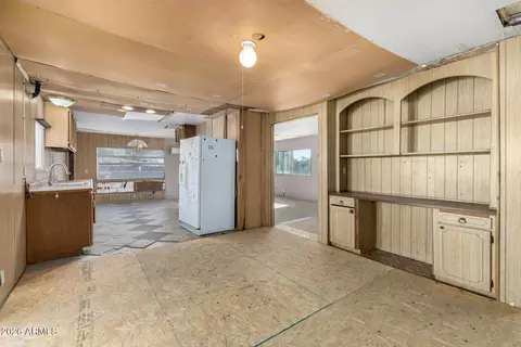 456 S Lawson Dr, Apache Junction, AZ 85120 photo 15