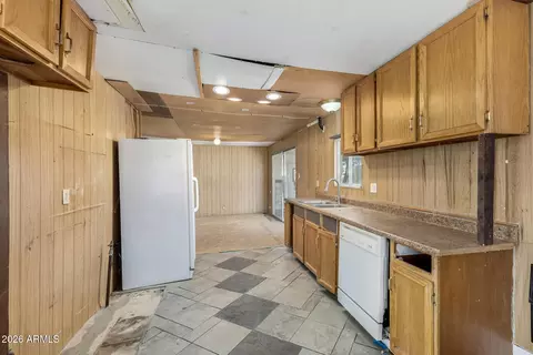 456 S Lawson Dr, Apache Junction, AZ 85120 photo 8