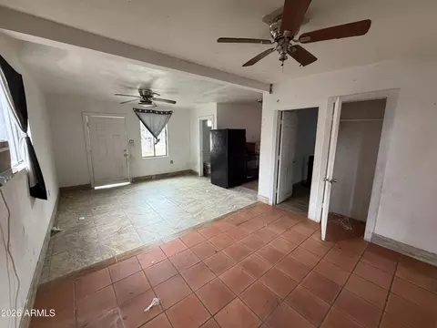 Living - 2201 W Coolidge St, Phoenix, AZ 85015 photo 2 of 3