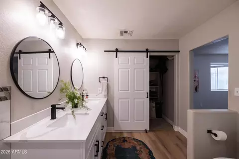 Bath - 1413 E Windsor Ave, Phoenix, AZ 85006 photo 6 of 10