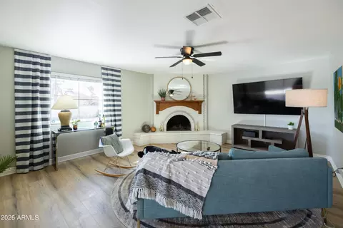 Living - 1413 E Windsor Ave, Phoenix, AZ 85006 photo 7 of 7