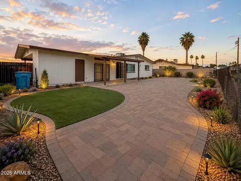Exterior - 11601 N 33rd Ave, Phoenix, AZ 85029 photo 3 of 4