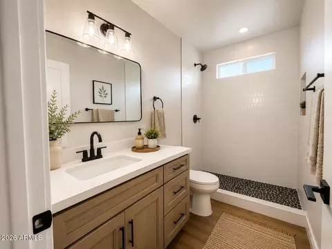 Bath - 11601 N 33rd Ave, Phoenix, AZ 85029 photo 14 of 15