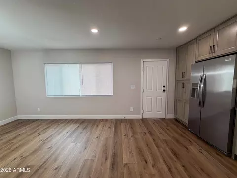 Living - 11601 N 33rd Ave, Phoenix, AZ 85029 photo 4 of 4