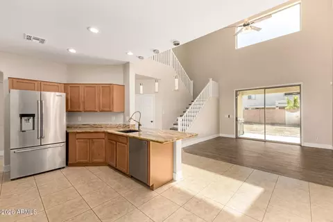 Kitchen - 10625 E Knowles Ave, Mesa, AZ 85209 photo 3 of 4