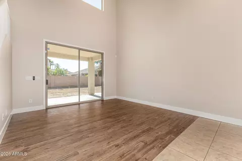 Living - 10625 E Knowles Ave, Mesa, AZ 85209 photo 3 of 5