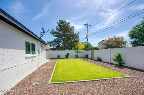 Exterior - 2509 E Coolidge St, Phoenix, AZ 85016 photo 4 of 5