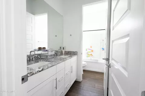 Bath - 9348 W Sells Dr, Phoenix, AZ 85037 photo 4 of 5