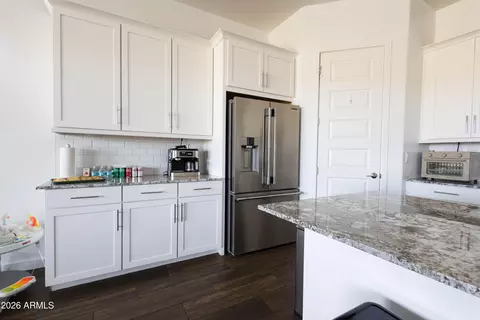 Kitchen - 9348 W Sells Dr, Phoenix, AZ 85037 photo 4 of 4
