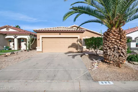 680 E Solitude Trl, San Tan Valley, AZ 85143