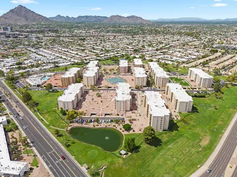 7830 E Camelback Rd #311, Scottsdale, AZ 85251