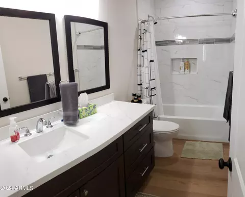 Bath - 2060 E Quartz St, Mesa, AZ 85213 photo 3 of 12