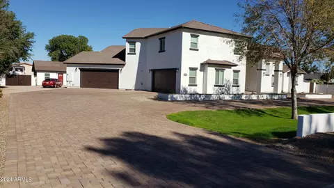 Exterior - 2060 E Quartz St, Mesa, AZ 85213 photo 2 of 7