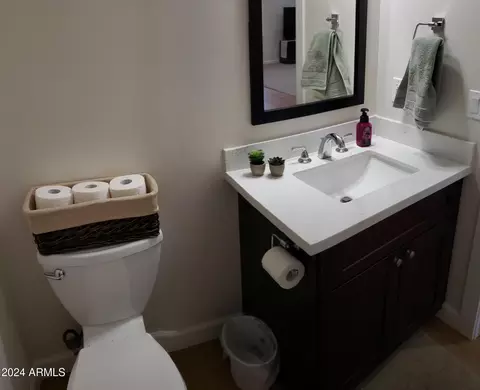 Bath - 2060 E Quartz St, Mesa, AZ 85213 photo 1 of 12