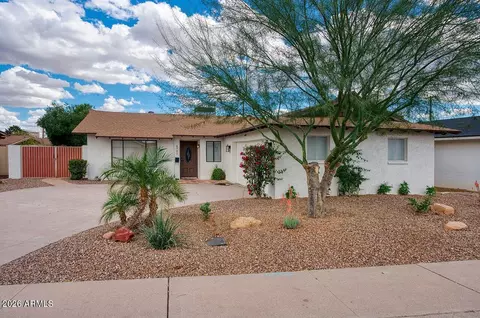 8701 E Bonnie Rose Ave, Scottsdale, AZ 85250