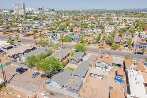 View/Area - 1425 E Roosevelt St, Phoenix, AZ 85006 photo 6 of 7
