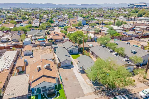 View/Area - 1425 E Roosevelt St, Phoenix, AZ 85006 photo 5 of 7