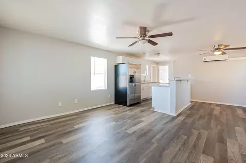 Living - 1425 E Roosevelt St, Phoenix, AZ 85006 photo 3 of 5