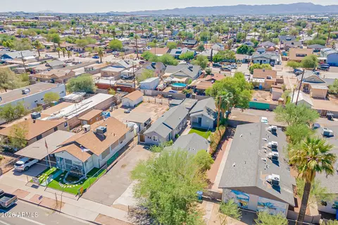 View/Area - 1425 E Roosevelt St, Phoenix, AZ 85006 photo 4 of 7