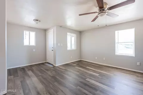 Living - 1425 E Roosevelt St, Phoenix, AZ 85006 photo 2 of 5