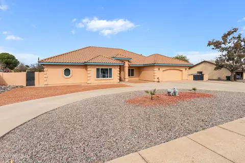 1113 E Katherine Dr, Sierra Vista, AZ 85635
