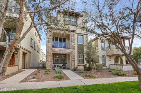 2754 S Harmony Ave, Gilbert, AZ 85295