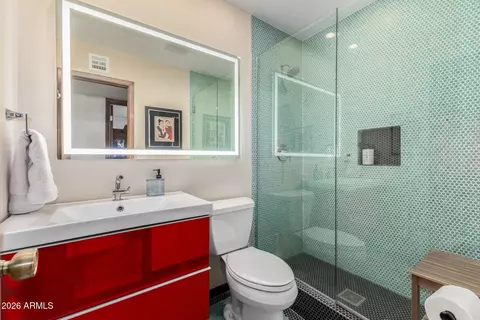 Bath - 1524 E Fairbrook St, Mesa, AZ 85203 photo 6 of 6