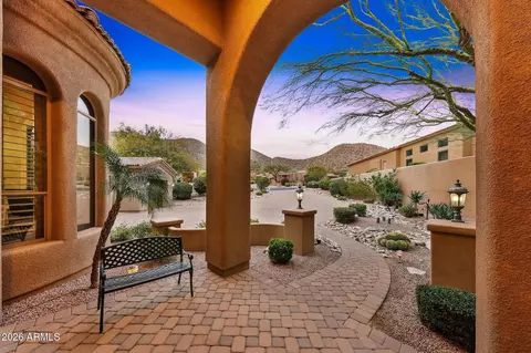 11625 E Windrose Dr, Scottsdale, AZ 85259