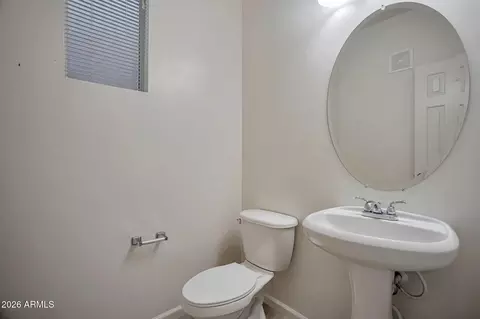 Bath - 1920 E Bell Rd #1006, Phoenix, AZ 85022 photo 2 of 4