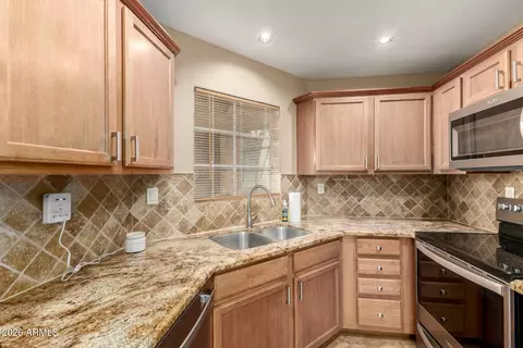 3845 E Greenway Rd #211, Phoenix, AZ 85032 photo 8