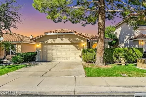7950 W Paradise Dr, Peoria, AZ 85345