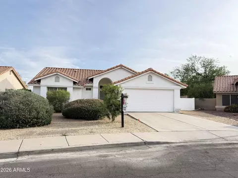 7283 W Tina Ln, Glendale, AZ 85310
