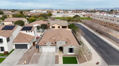 1510 E Canary Dr, Gilbert, AZ 85297 photo 4