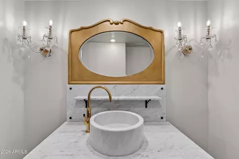 Bath - 77 E Missouri Ave #27, Phoenix, AZ 85012 photo 9 of 10