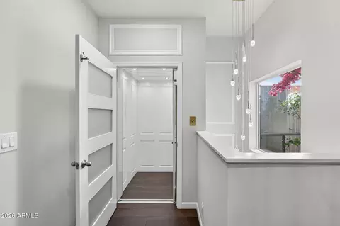 Entry Way - 77 E Missouri Ave #27, Phoenix, AZ 85012 photo 6 of 8