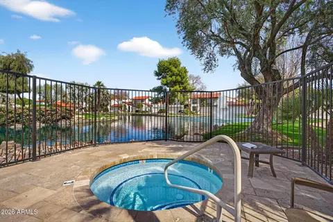 Exterior - 77 E Missouri Ave #27, Phoenix, AZ 85012 photo 16 of 17