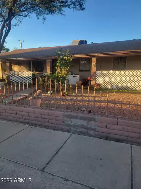 5028 W Krall St, Glendale, AZ 85301