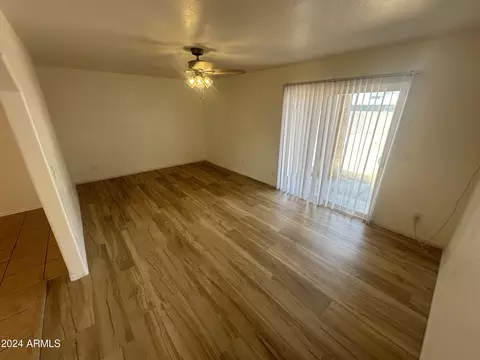 Living - 2616 E Southgate Ave #2, Phoenix, AZ 85040 photo 4 of 5
